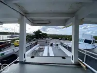 邮轮 待售