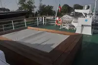 邮轮 待售