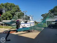 拖网渔船 待售