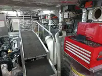 双体船 待售