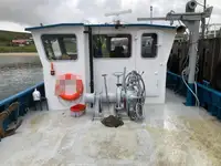 工作船 待售