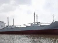 冷藏船 待售
