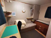 滚装船 待售
