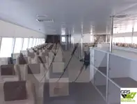工作船 待售