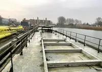浮桥 待售