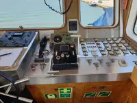 拖船 待售