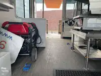 双体船 待售