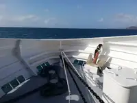 渡轮 待售