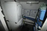 登陆艇，坦克 待售