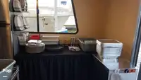 渡轮 待售