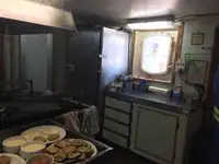 冷藏船 待售