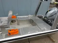 工作船 待售