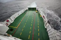 滚装船 待售