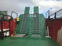 滚装船 待售
