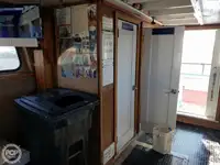 渡轮 待售