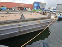 驳船 待售