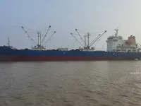 冷藏船 待售