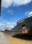 登陆艇，坦克 待售