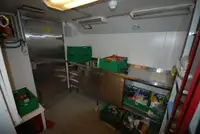 登陆艇，坦克 待售