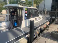 引航船 待售