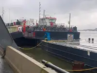 渡轮 待售
