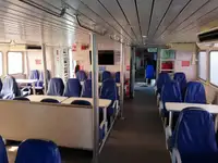 渡轮 待售
