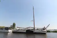 驳船 待售