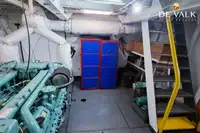 渡轮 待售