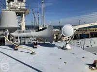 登陆艇，坦克 待售