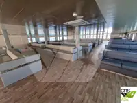 滚装船 待售