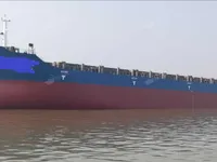 集装箱船 待售