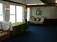 双体船 待售