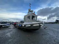 巡逻艇 待售