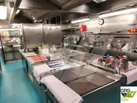 住宿驳船 待售