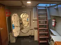 工作船 待售