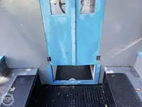 渡轮 待售
