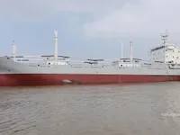 冷藏船 待售