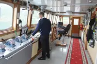 滚装船 待售