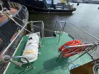 引航船 待售