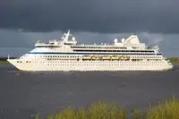 游轮 出售