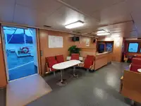 滚装船 待售