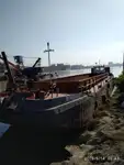 驳船 待售