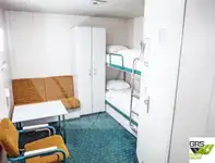 滚装船 待售