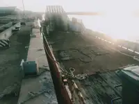 登陆艇，坦克 待售
