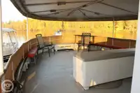渡轮 待售