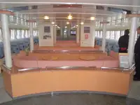 渡轮 待售