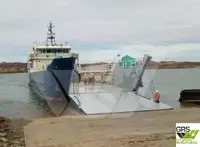登陆艇，坦克 待售