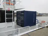 海上风电场服务船 待售