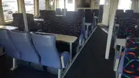 渡轮 待售