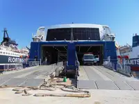 RoPax船 待售